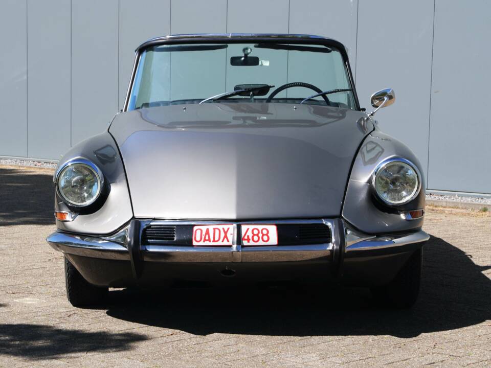 Bild 10/39 von Citroën DS 21 Chapron (1966)