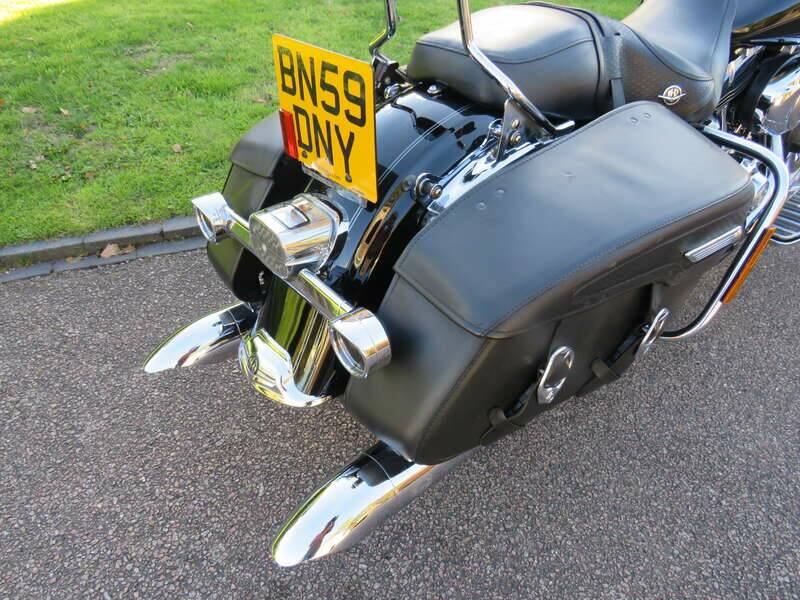 Image 41/43 of Harley-Davidson FLHR Road King (2009)