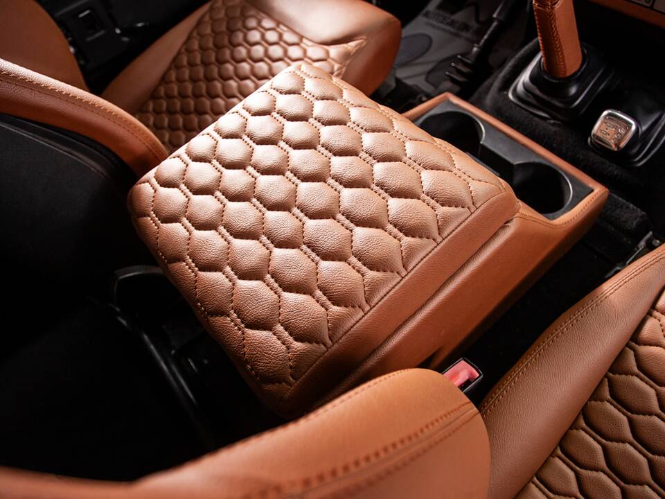 Image 28/44 of Land Rover Defender 90 (2011)