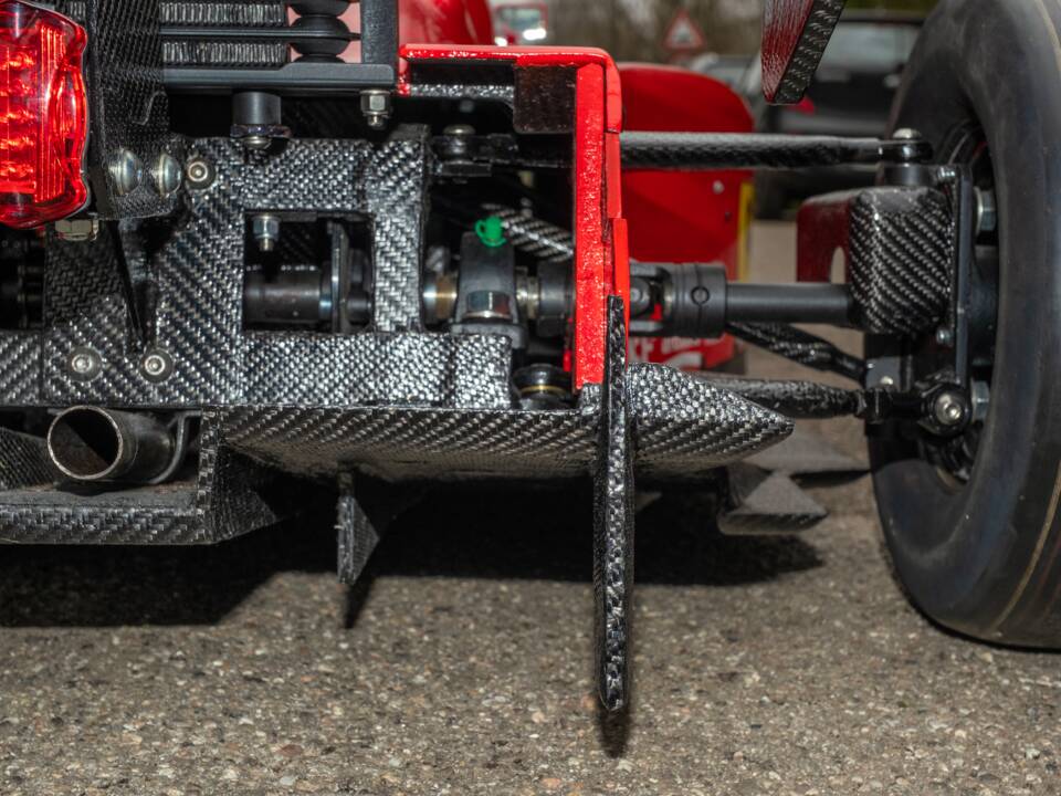 Image 68/85 of Ferrari 641 (1990)