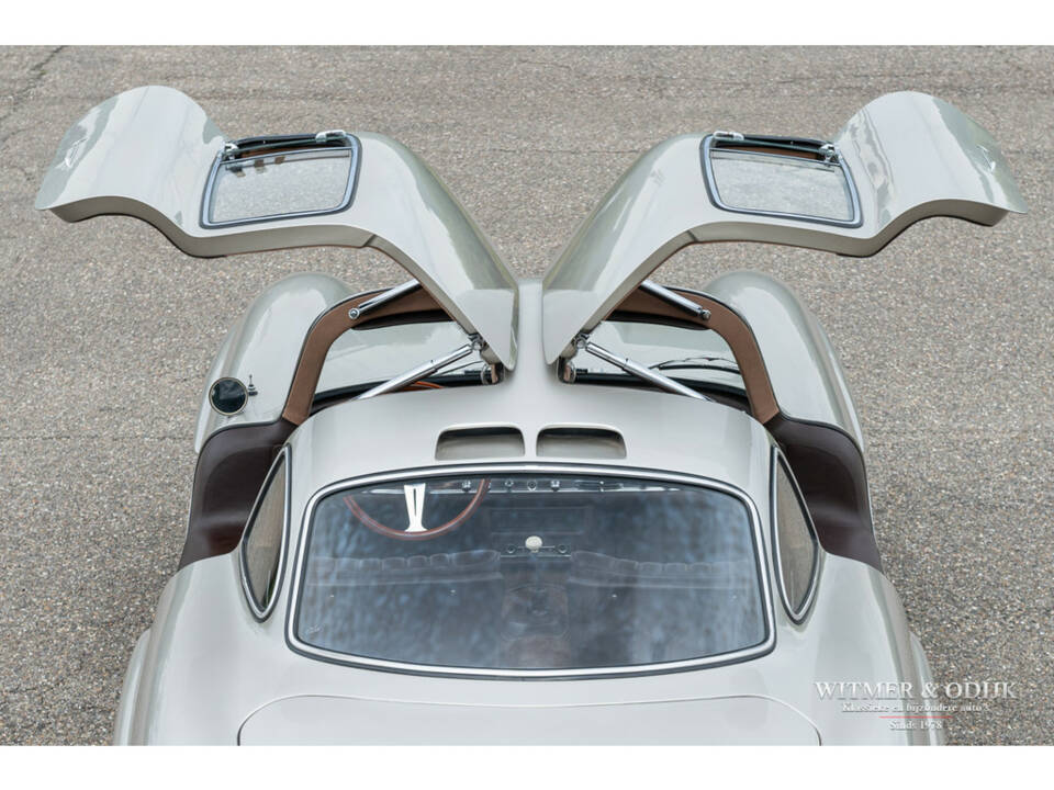 Image 18/45 de Mercedes-Benz 300 SL &quot;Flügeltürer&quot; (1989)