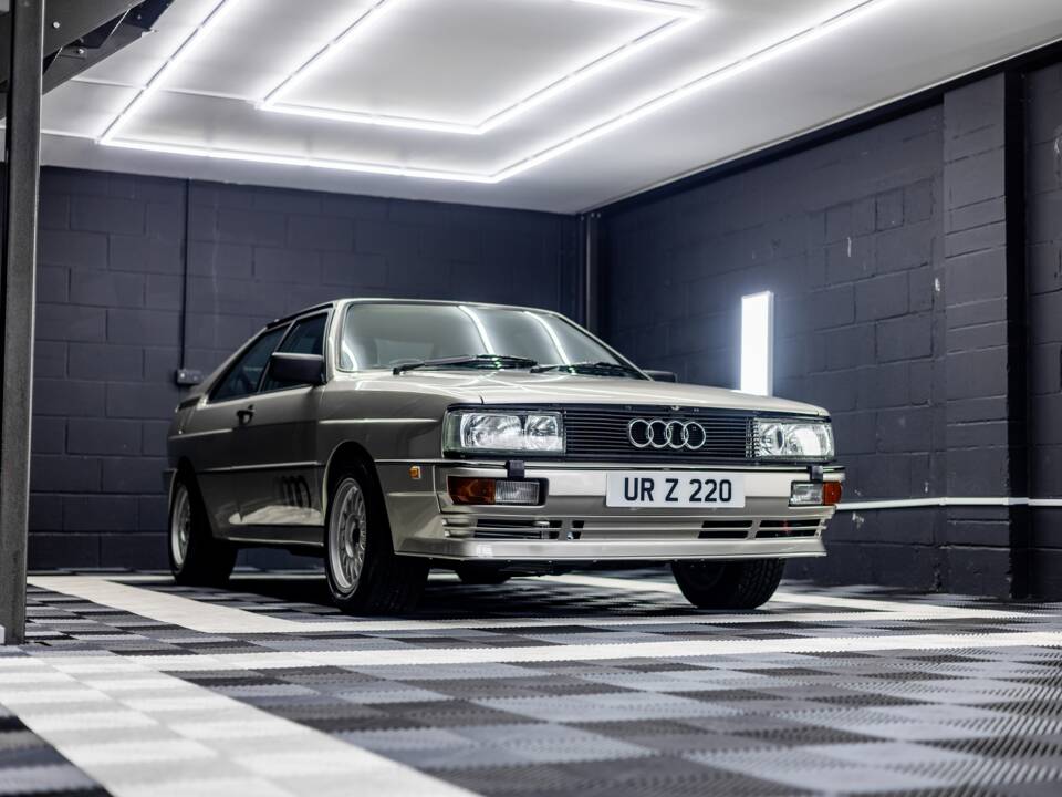 Imagen 10/45 de Audi 200 Avant quattro - 2.1 Turbo (1985)