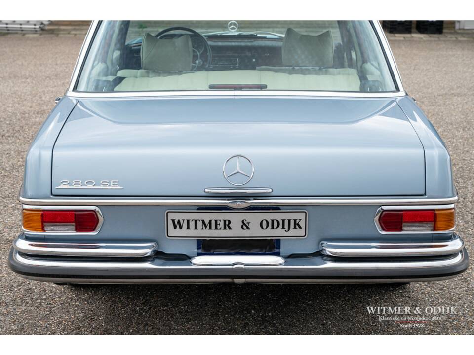 Image 17/36 of Mercedes-Benz 280 SE (1969)
