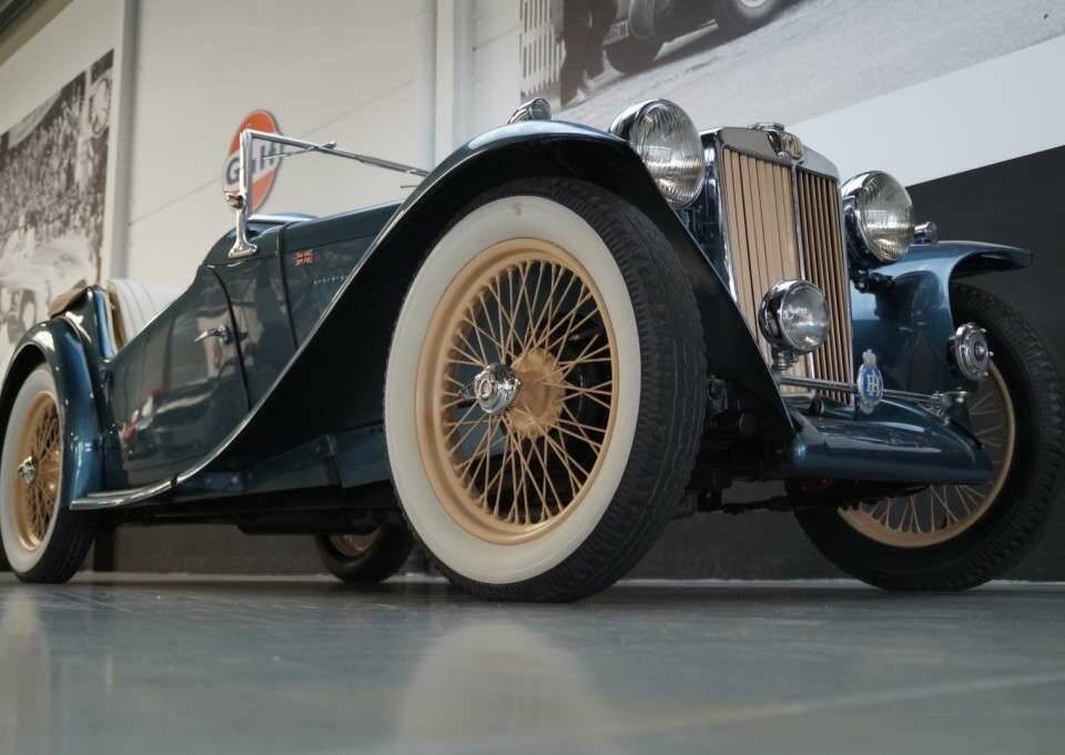 Image 35/50 of MG TC (1948)