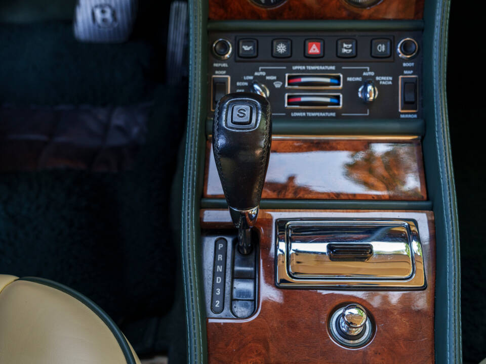 Afbeelding 18/26 van Bentley Continental R (1994)