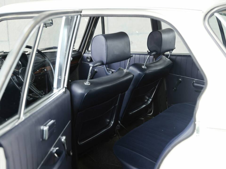 Immagine 21/50 di BMW 2000 (1969)