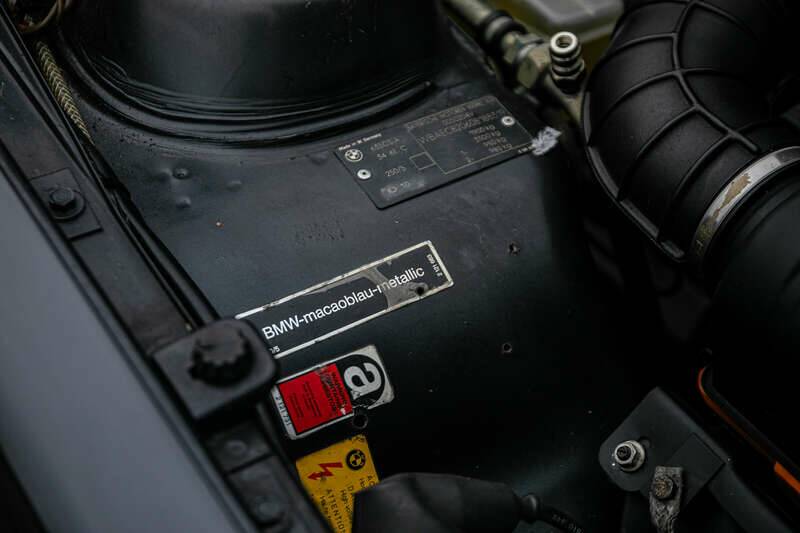 Bild 37/50 von BMW 635 CSi (1989)