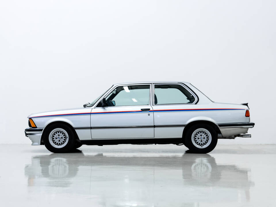 Immagine 4/48 di BMW 320&#x2F;6 (1982)