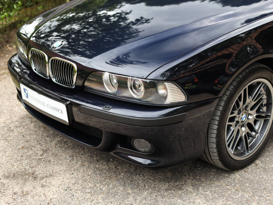 Bild 29/82 von BMW M5 (2000)