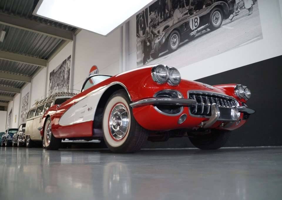 Bild 22/50 von Chevrolet Corvette (1958)