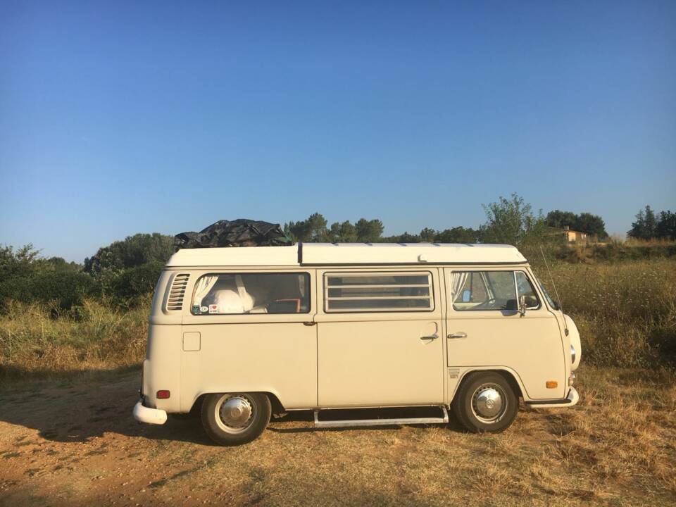 Image 9/9 de Volkswagen T2a Kombi (1971)