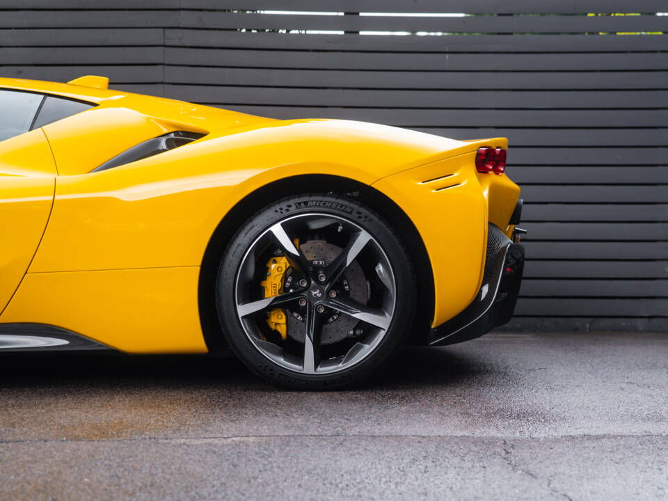Immagine 14/61 di Ferrari SF90 Stradale (2021)