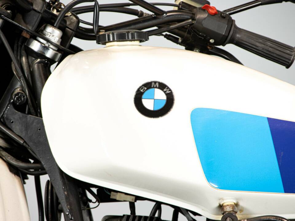 Image 20/50 of BMW R 80 GS (1983)