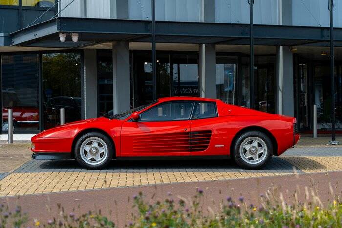 Imagen 4/7 de Ferrari Testarossa (1988)