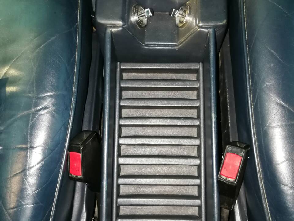 Afbeelding 11/15 van Bentley T 2 (1980)