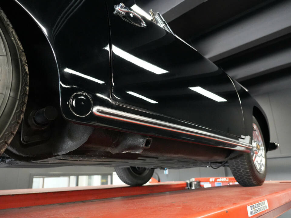 Image 47/50 of Porsche 356 B 1600 Super 90 (1962)