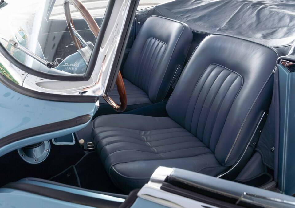 Bild 23/35 von BMW 507 (1957)