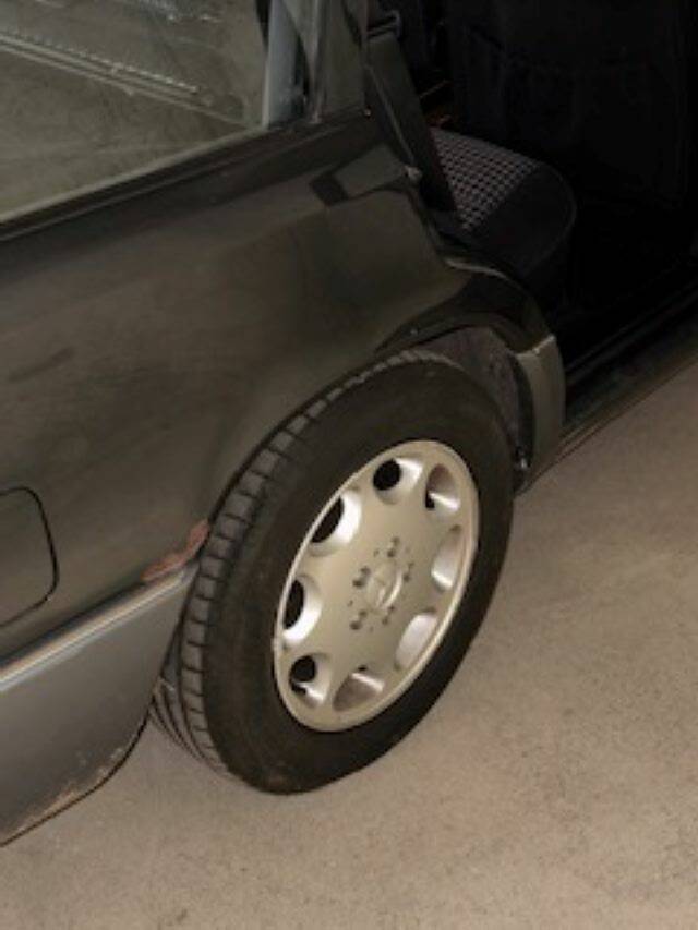 Afbeelding 71/74 van Mercedes-Benz 220 TE (1993)