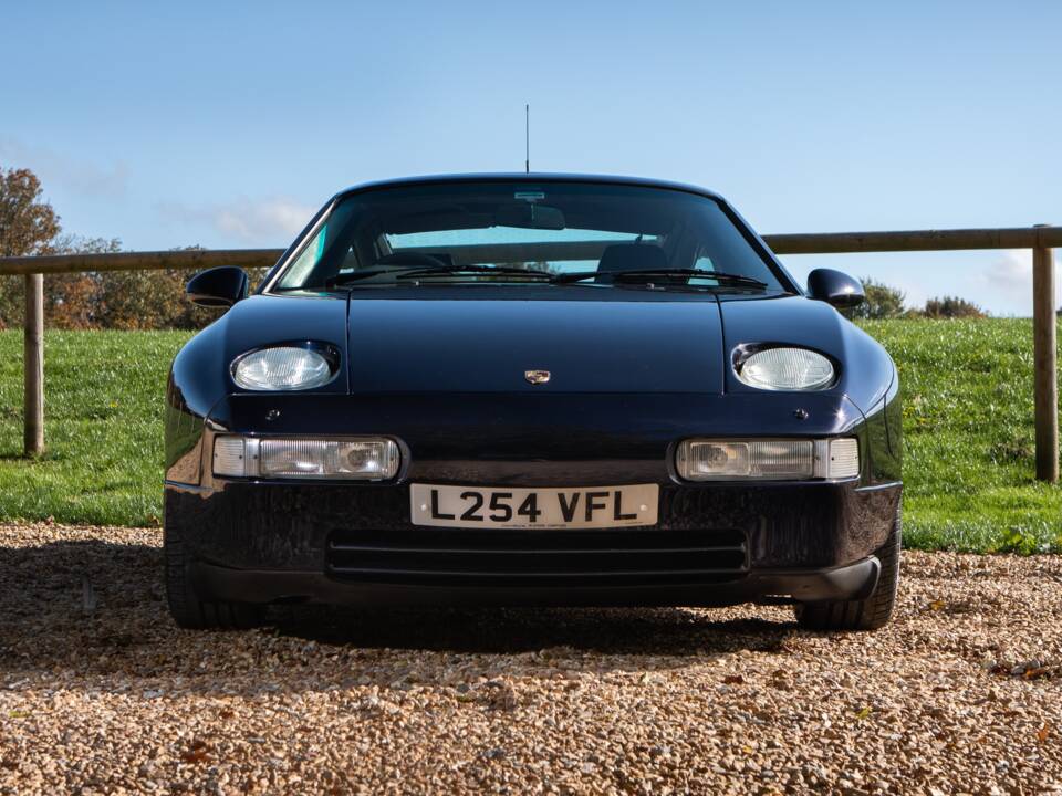Image 6/43 of Porsche 928 GTS (1994)