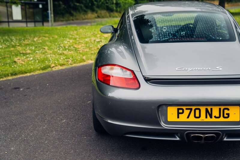 Bild 37/50 von Porsche Cayman S (2016)