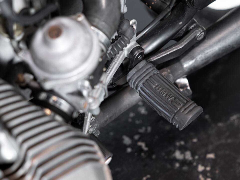 Image 15/37 of BMW R 65 (1983)