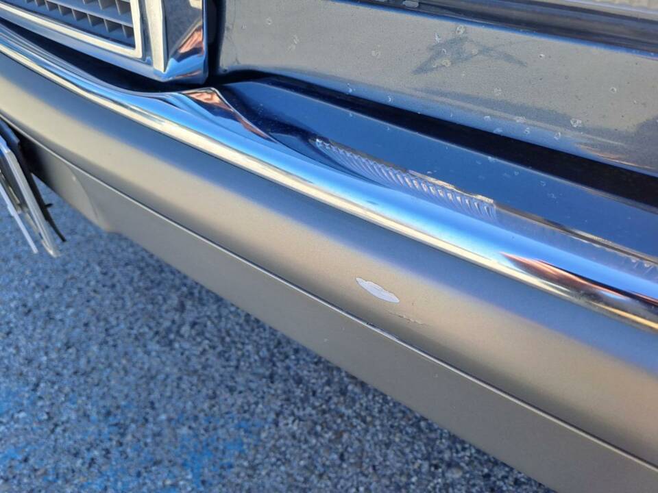 Image 28/50 of Mercedes-Benz 300 SE (1990)