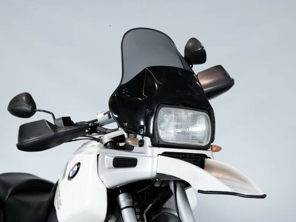 Image 13/25 de BMW R 1100 GS (1994)