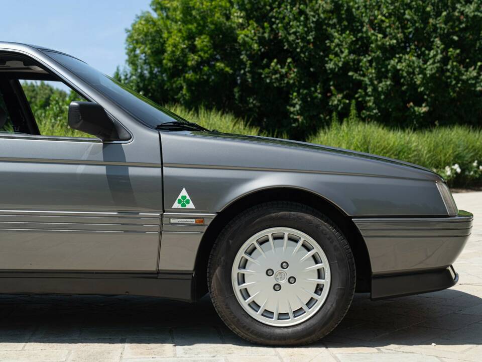 Image 17/50 de Alfa Romeo 164 2.0 (1991)