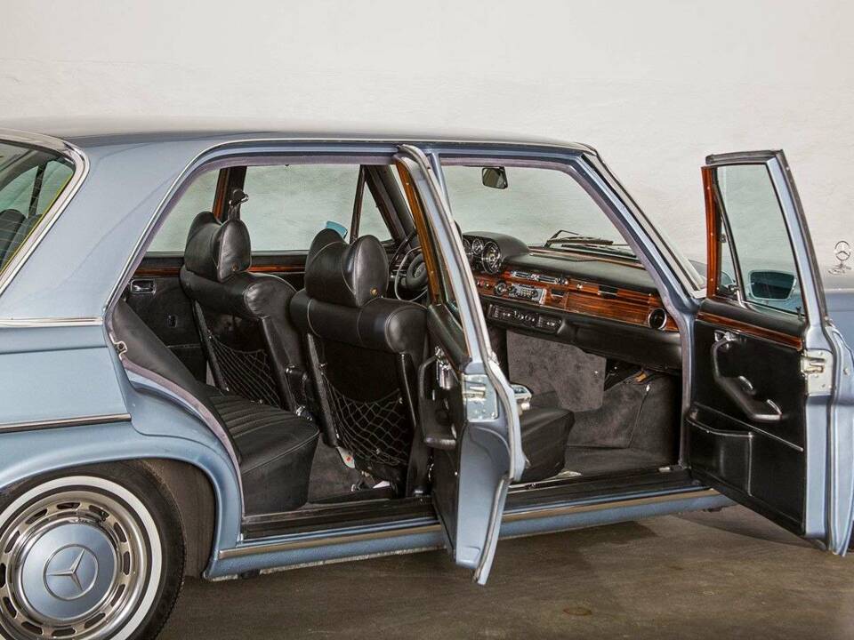 Afbeelding 13/36 van Mercedes-Benz 300 SEL 6.3 (1970)