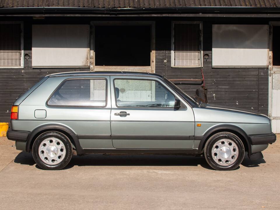 Imagen 2/50 de Volkswagen Golf Mk II Gti 1.8 (1988)