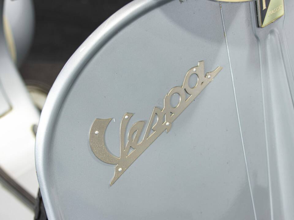 Image 36/45 of Piaggio Vespa 150 (1958)