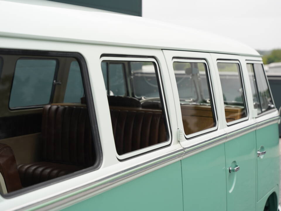 Image 47/50 of Volkswagen T1 Kombi (1962)