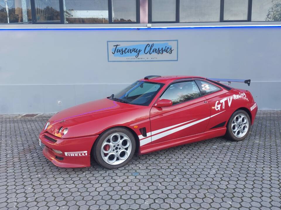 Image 1/13 of Alfa Romeo GTV 3.0 V6 24V (2000)