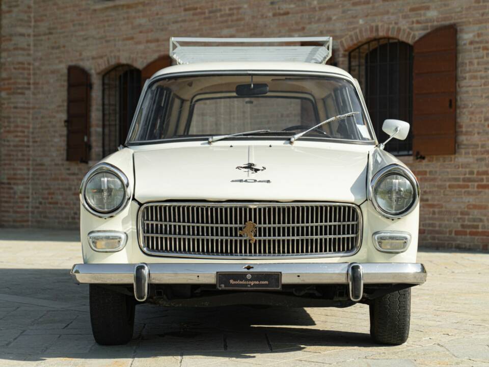 Immagine 3/50 di Peugeot 404 Familiale (1965)