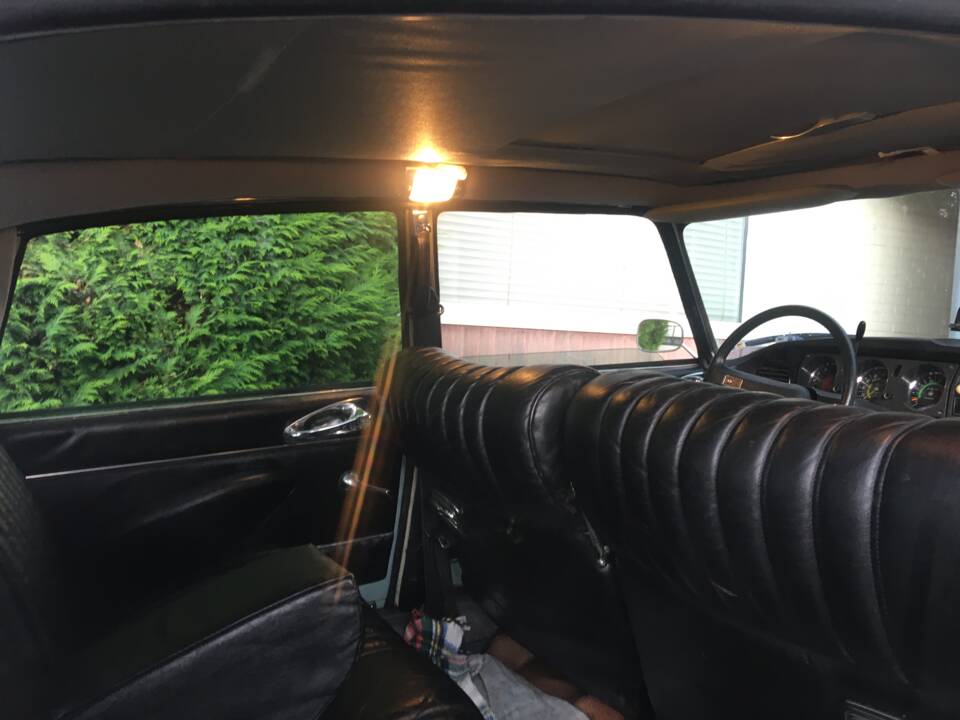 Image 37/95 of Citroën DS 21 Pallas (1973)