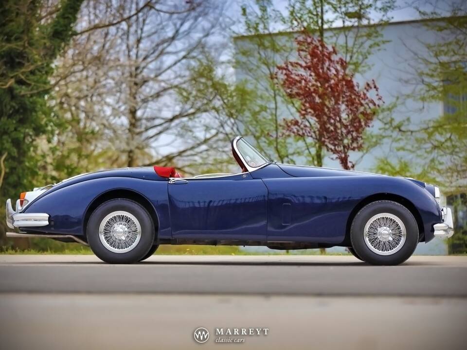 Image 2/78 of Jaguar XK 150 3.4 S OTS (1958)