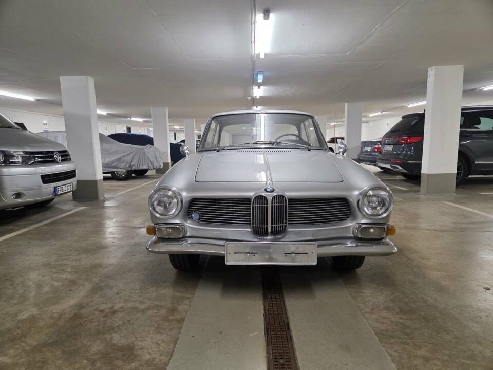 Image 2/19 of BMW 3200 CS (1964)
