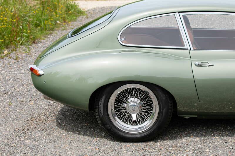Image 38/41 de Jaguar E-Type (2021)
