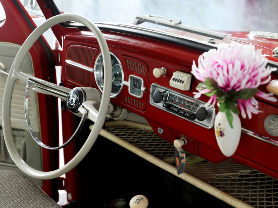 Immagine 28/50 di Volkswagen Beetle 1200 Export &quot;Dickholmer&quot; (1963)