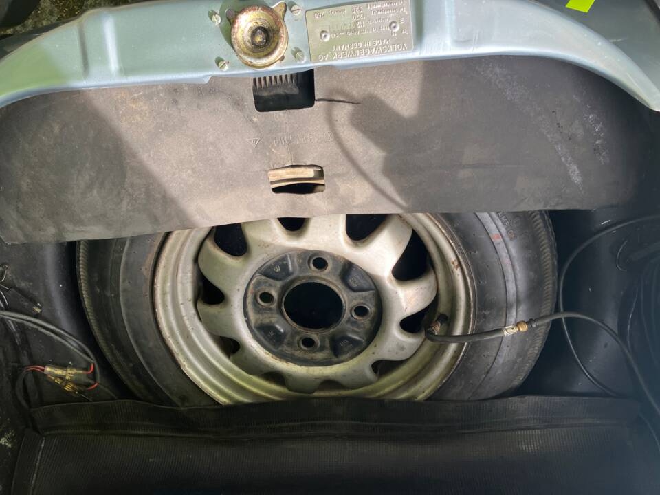 Afbeelding 11/31 van Volkswagen Beetle 1302 S "Weltmeister" (1972)