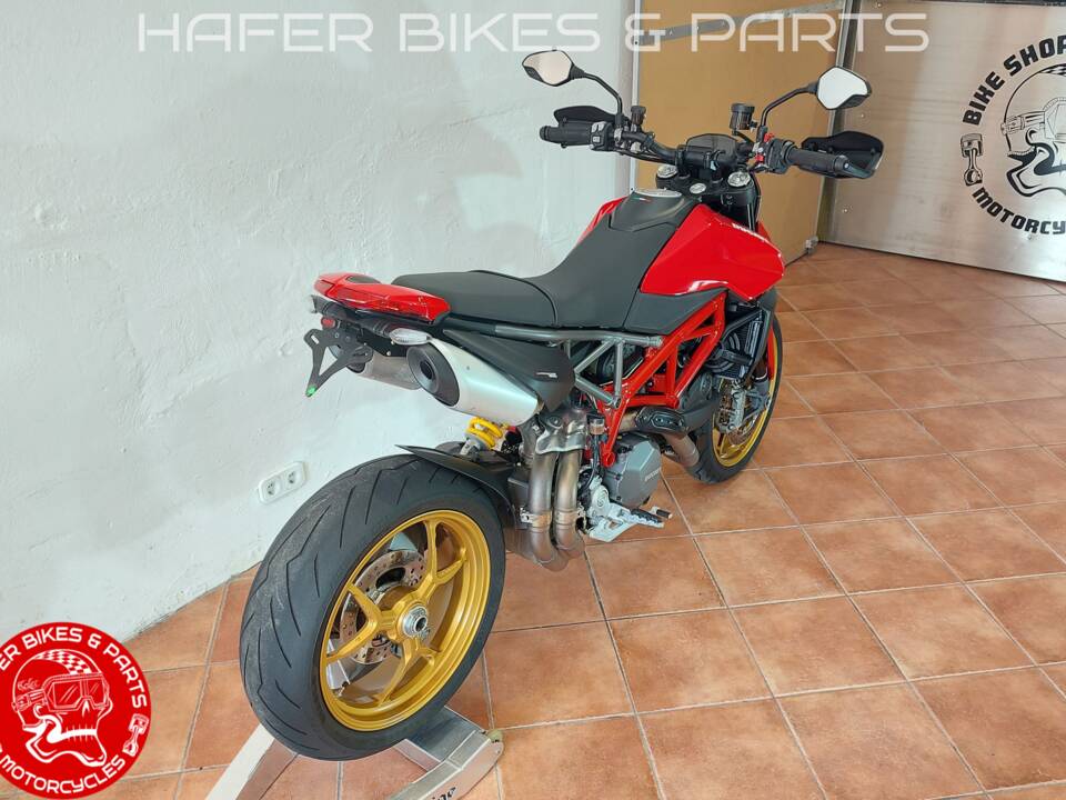 Immagine 5/40 di Ducati Hypermotard 950 (2023)