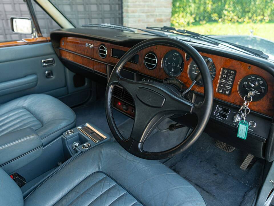 Image 30/50 of Bentley Mulsanne SWB (1980)