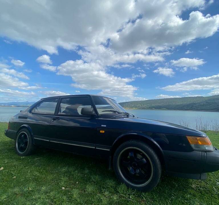 Image 47/50 of Saab 900 (1992)