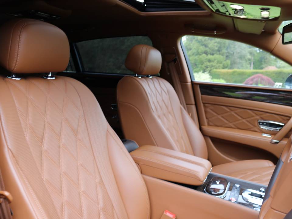 Bild 70/76 von Bentley Flying Spur W12 (2013)