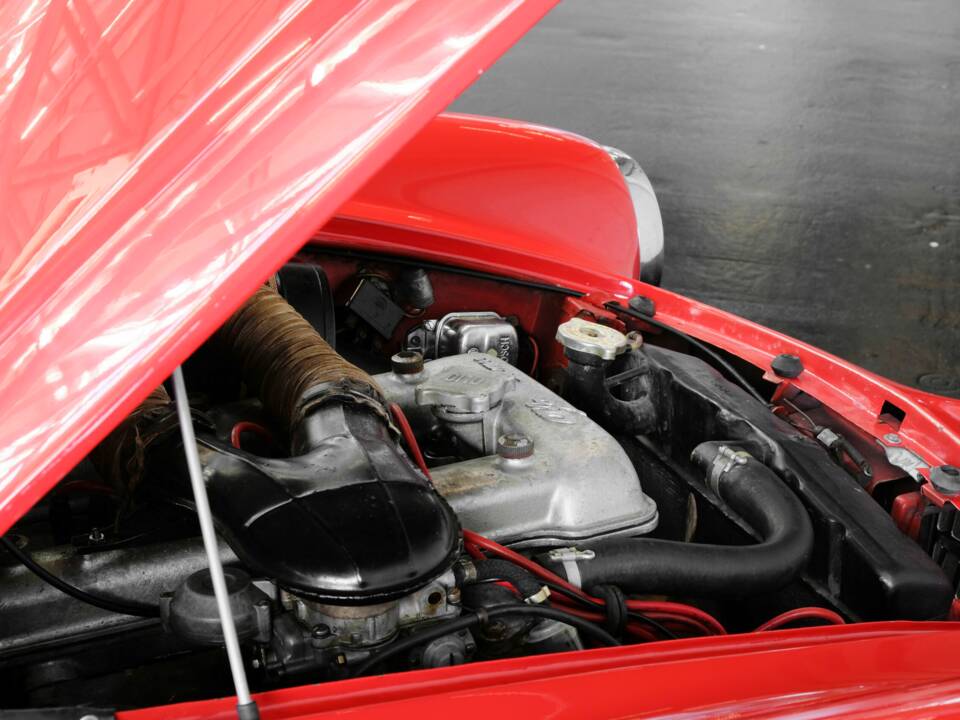 Afbeelding 29/46 van Alfa Romeo Giulia 1600 Spider (1963)