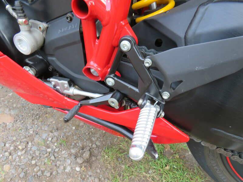 Immagine 31/46 di Ducati DUMMY (2012)
