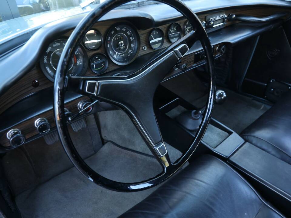 Bild 23/50 von Volvo 1800 E (1970)