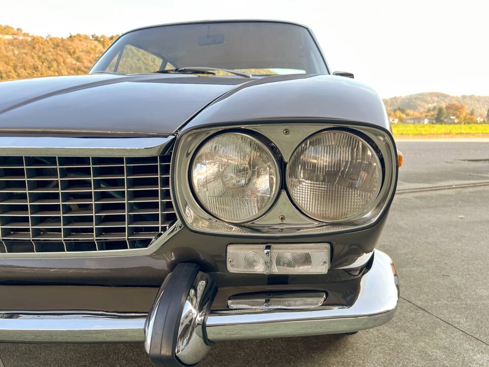 Image 13/101 of Maserati Mexico 4200 (1971)