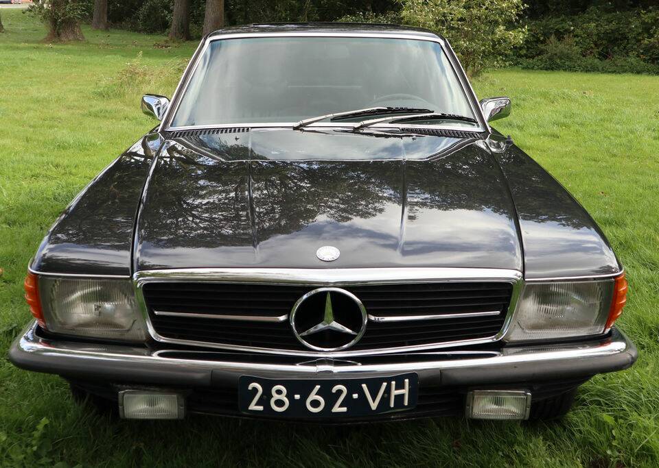 Image 3/8 of Mercedes-Benz 350 SLC (1972)