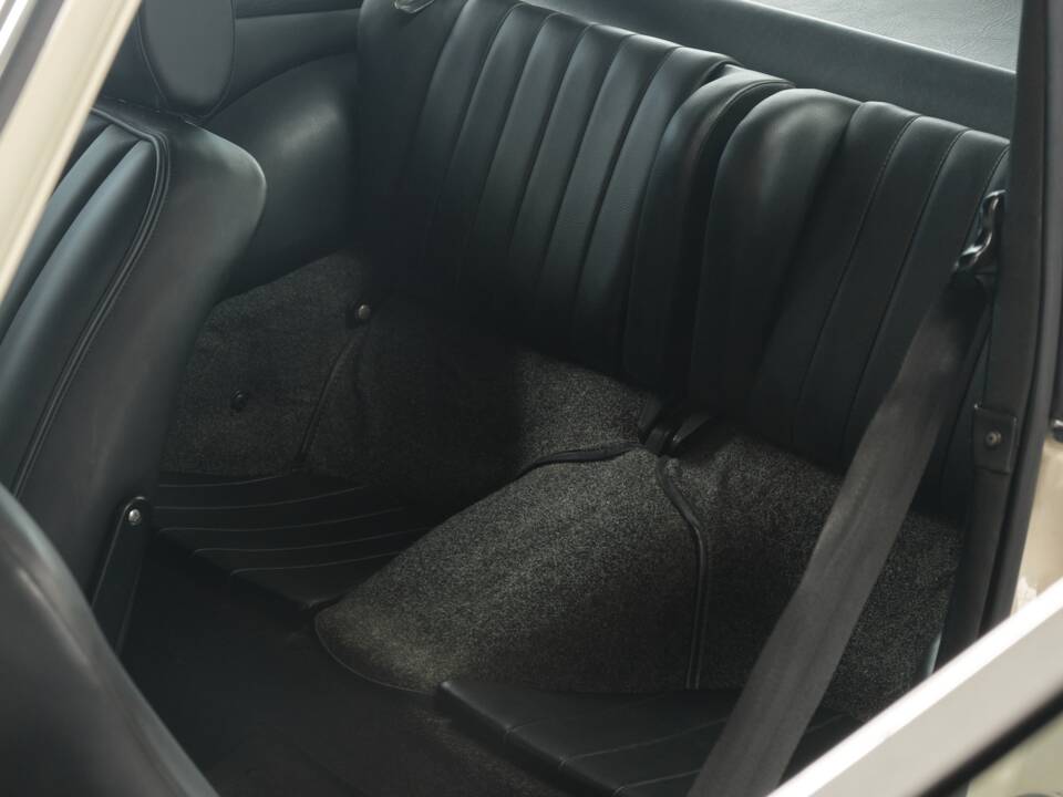 Bild 48/50 von Porsche 911 2.4 T (1972)